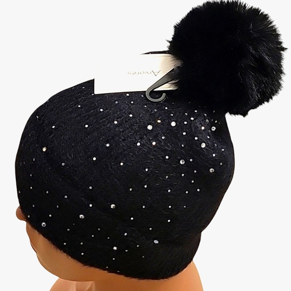 ARVORES Black Ribbed Beanie with Sparkly Gems & Faux Fur Pompom NWT - Picture 5 of 10